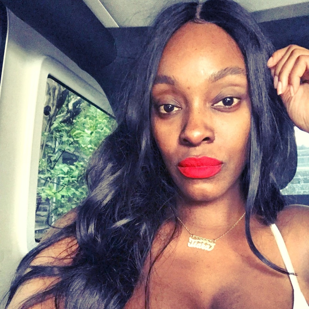 Meet your Posher, Tiara